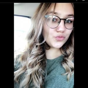 Meet your Posher, Mackenzie